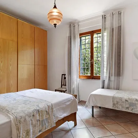 Casa Serena, *